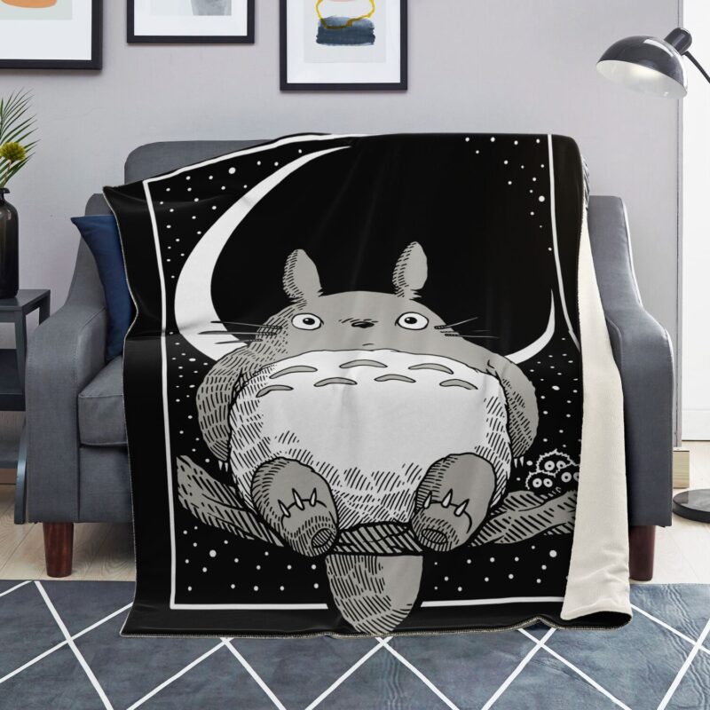 Totoro Moonlit Monochrome Sherpa Style Blanket 4